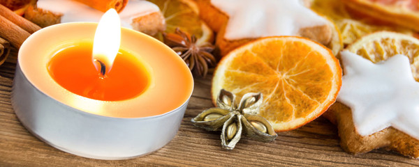 Weihnachten - Dekoration mit Kerze