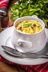 Mushroom soup with farfalline.