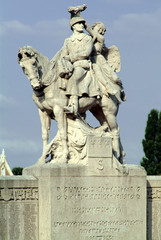 tank museum loire valley saumur france