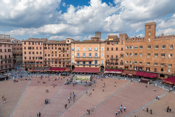 Fototapeta premium Siena, Italy. View of the medieval Piazza del Campo Square