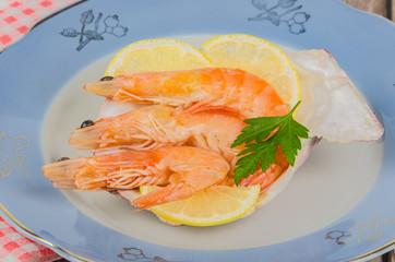 cooked prawns