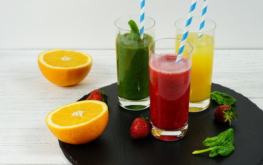 Smoothie spinach and strawberries and orange juice