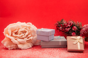 bellissimi pacchetti colorati regalo per natale