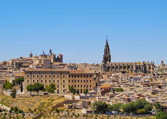 Fototapeta premium Spain, Castile La Mancha, Toledo, Old Town, View towards the cathedral..