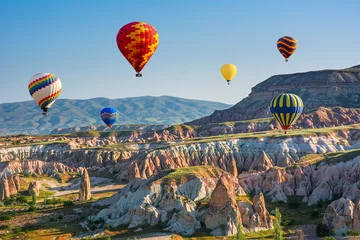 Keuken spatwand met foto De grote toeristische attractie van Cappadocië - ballonvlucht. kalkoen © olenatur
