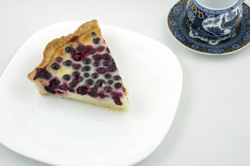 Festive cranberry pie