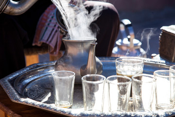 Marokkanischer Minztee