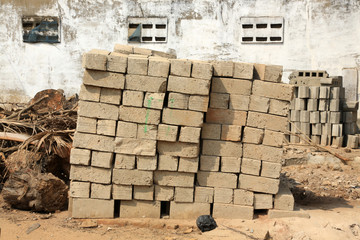 Blocs de pierres pour la construction. Togo.