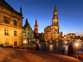 Fototapeta na wymiar View of Dresden in the evening. Germany