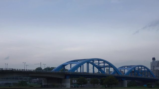 4K・曇り日の橋_3-843