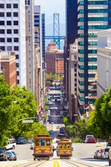 Abwaschbare Fototapete San Francisco Zwei Cable Car California St San Francisco Downtown