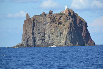 Fototapeta na wymiar vista mare, montagna isole eolie
