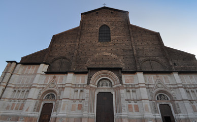 Fototapeta na wymiar San Petronio church in Bologna