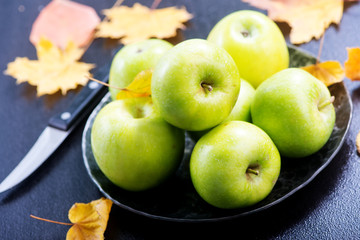 crop of apples