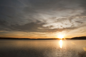Fototapeta na wymiar Ozerninskoe Reservoir, Moscow Region