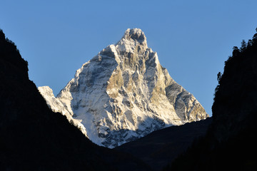 Fototapeta premium Il Cervino in cornice (da Antey-Saint-André)