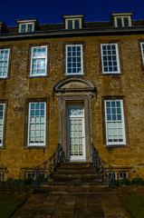 Fototapeta premium grounds and estate of upton house stately home warwickshire engl