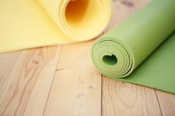 Two twisted mat for fitness