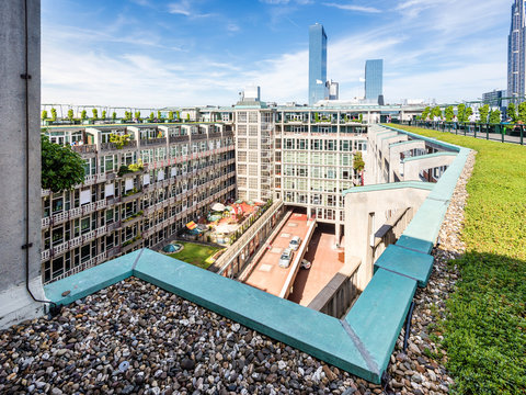 Innenhof und begrüntes, begehbares Dach, Rotterdam, Niederland