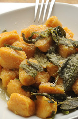 Pumpkin gnocchi Ñoqui Gnocco di zucca Ñoquis Ньокки Nocken Gericht Nhoque Cucina italiana 玉棋 Italienische Küche Gastronomía de Italia Italian cuisine 義大利飲食 Kuchnia włoska Итальянская кухня Calabaza 南瓜