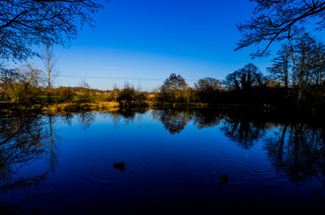 Fototapeta na wymiar lake river beautiful water scenery worcestershire uk
