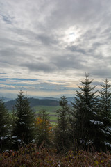 Aussicht im Winter in die Berge mit Schnee