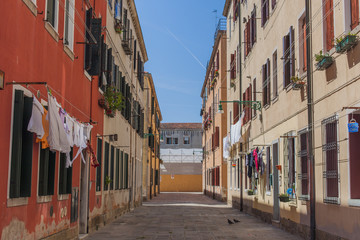 Naklejka na ściany i meble Linen in Venice streets