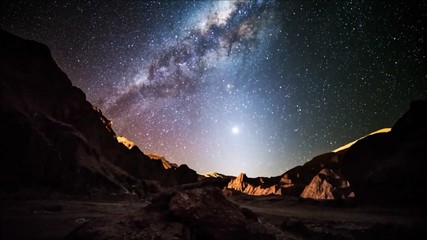 star tails in Atacama desert Chile - obrazy, fototapety, plakaty