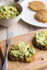 Burguers of Quinoa with Guacamole