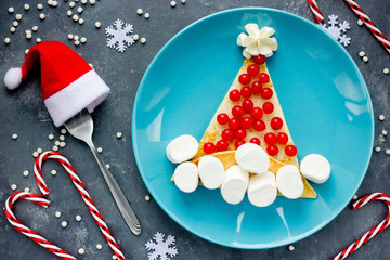 Santa hat pancake for breakfast - Christmas fun food art idea