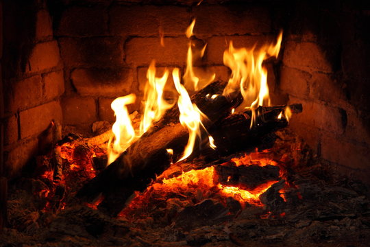 fire in fireplace/ fire in fireplace