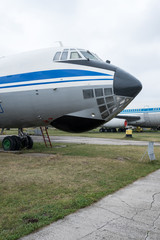 Flugzeuge und Helikopter © UrbanExplorer