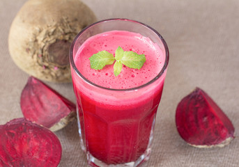 beetroot juice in glass with beetroot vegetables