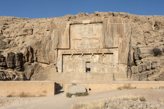 Iran, northern Shiraz, Persepolis (Takht-e-Jamshid - the throne of Jamshid): Tomb of Artaxerxes II in the late afternoon.
