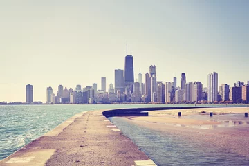 Badkamer foto achterwand Vintage toned photo of Chicago city skyline seen from pier on Lake Michigan, USA. © MaciejBledowski