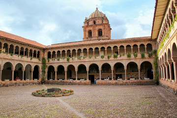 Fototapeta na wymiar Courtyard of Convent of Santo Domingo in Koricancha complex, Cus