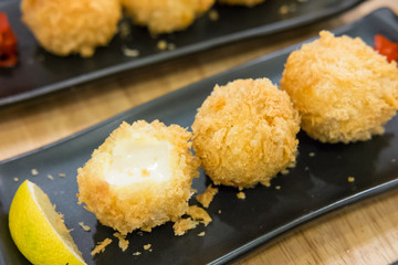 fried cheese ball
