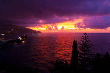 マデイラ島　朝焼け