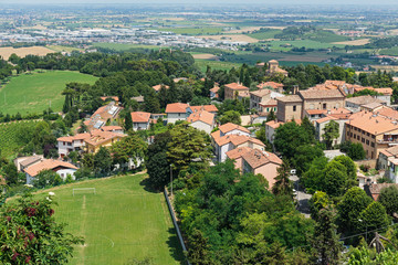 General view of the medieval Italian city