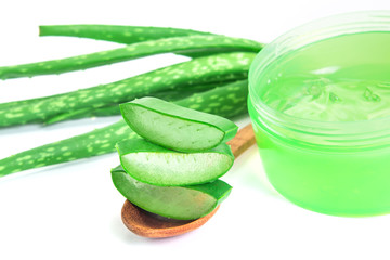 the sliced and leaf of fresh aloe vera with aloe vera gel 