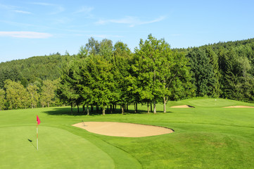 gut gepflegter Golfplatz