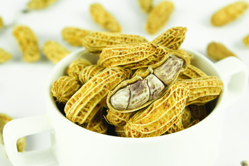 Peanuts steamed with spices are a popular asian snack