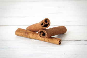 Cinnamon sticks
