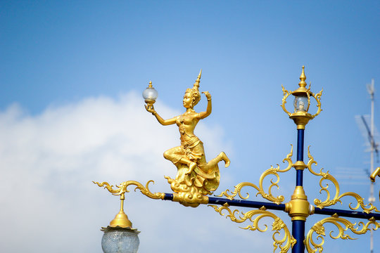Thai Angel statue lamp on the pole