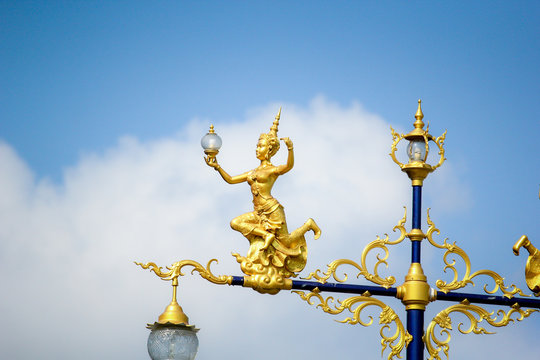 Thai Angel statue lamp on the pole