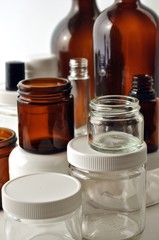 Laboratory, medical and cosmetic jars and bottles