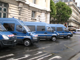 Gendarmerie Paris © Maciej