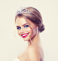 Beautiful Woman Fashion Model in Diamonds Diadem and Earrings © millaf (Nemchinova)