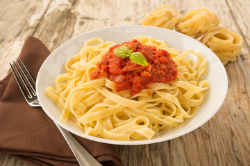 Tagliatelle con sugo all'amatriciana