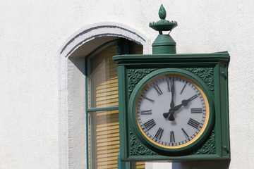 Fototapeta na wymiar Ornate, old clock 2